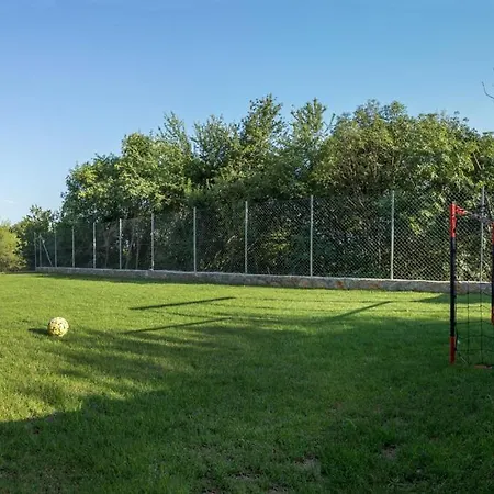 Antini Dvori Willa Imotski