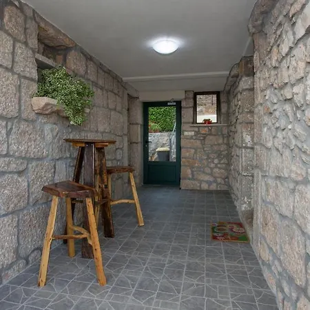 Antini Dvori Willa Imotski