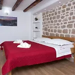 Antini Dvori * Imotski