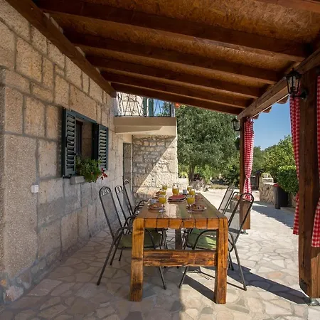 Antini Dvori Villa Imotski