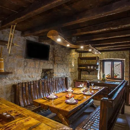 Vila Antini Dvori Imotski