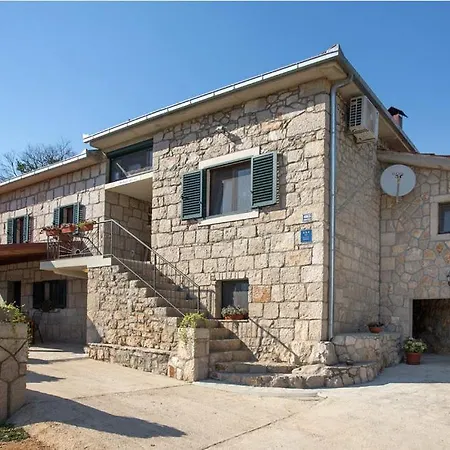 Antini Dvori Villa