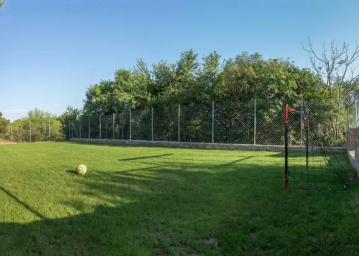 Antini Dvori ヴィラ イモツキ