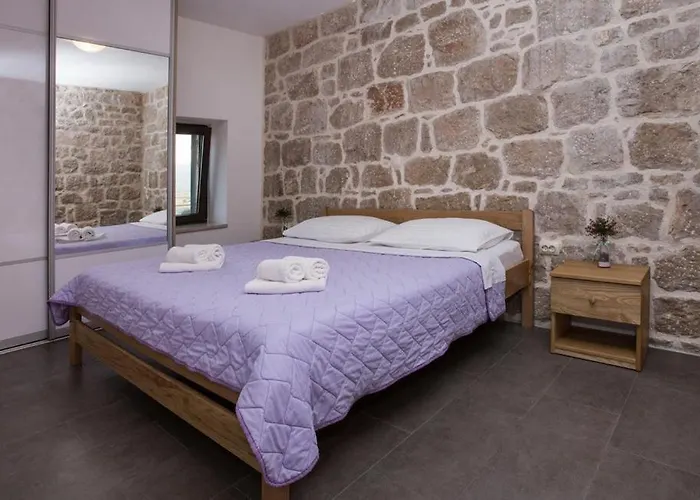 ヴィラ Antini Dvori *